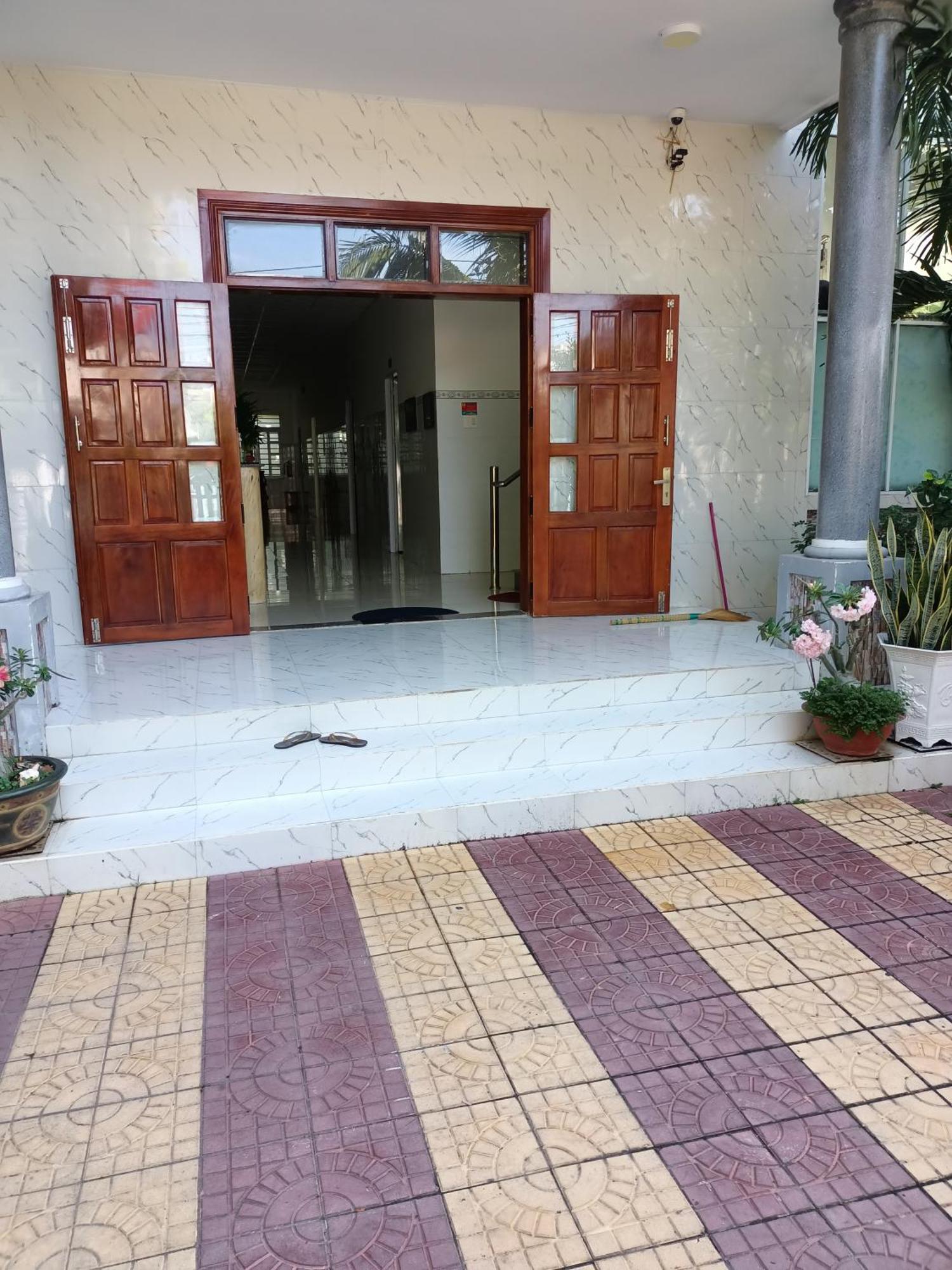Hotel Khach San Mong An Vĩnh Hy Exterior foto