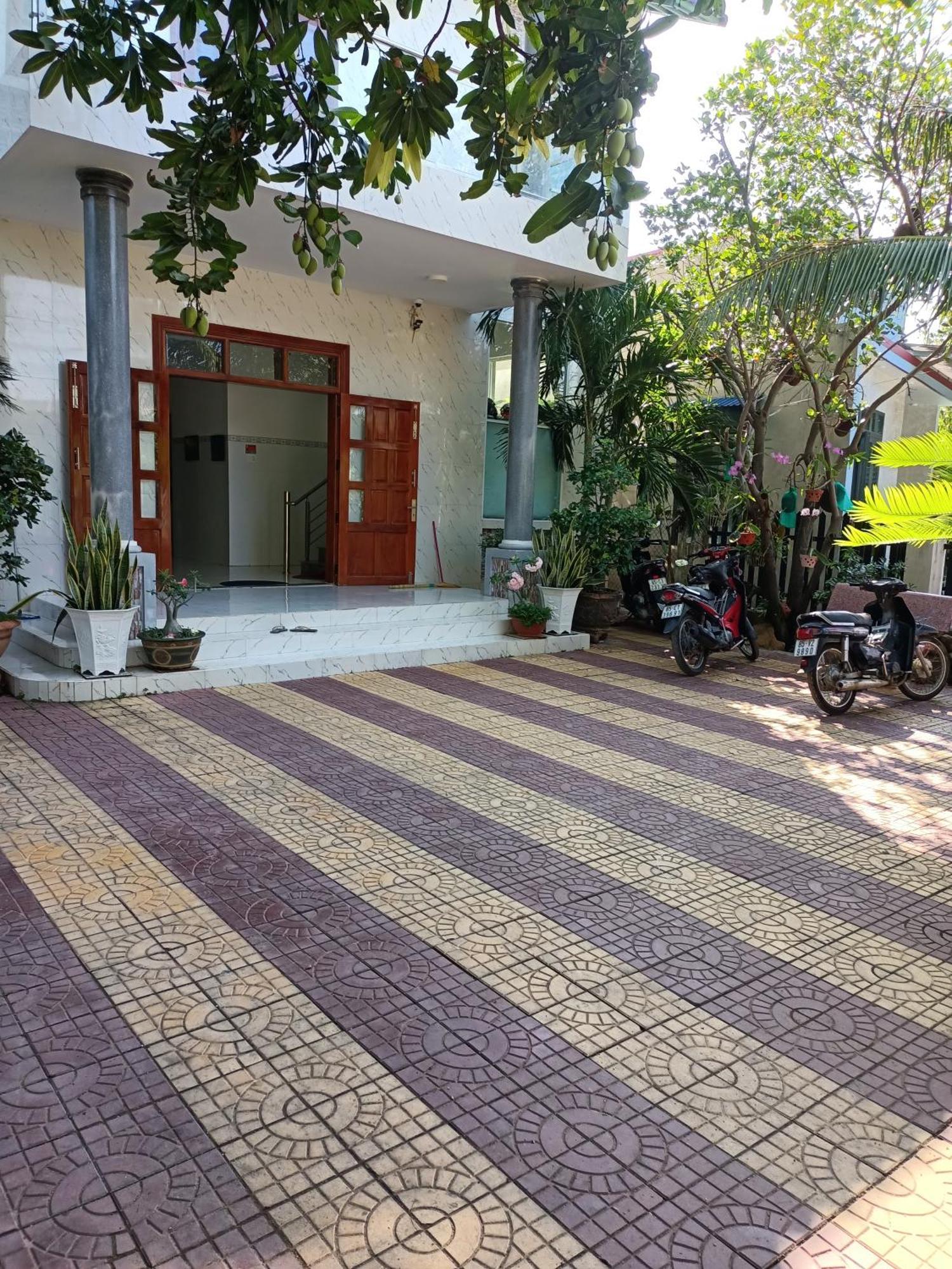 Hotel Khach San Mong An Vĩnh Hy Exterior foto