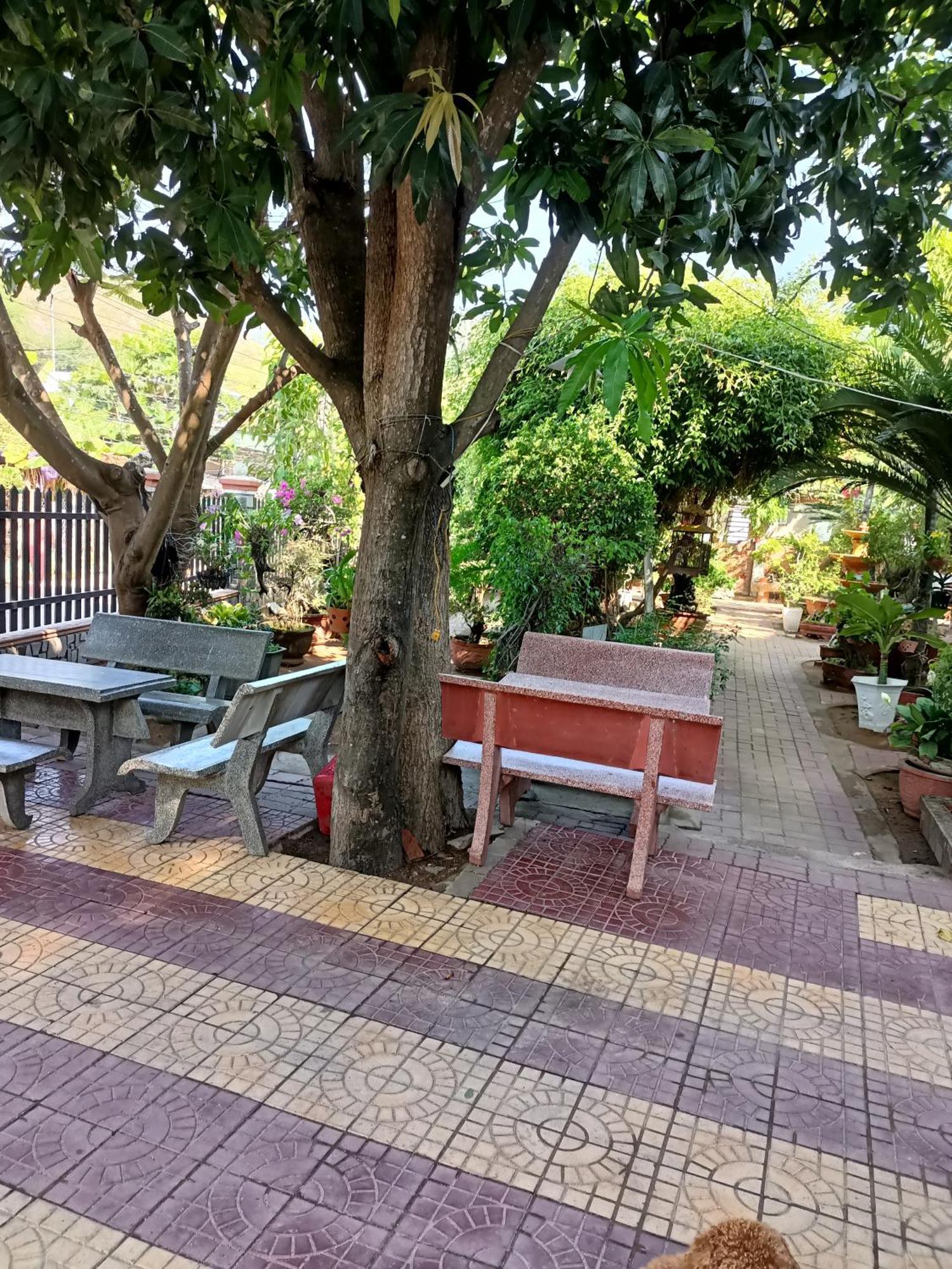 Hotel Khach San Mong An Vĩnh Hy Exterior foto