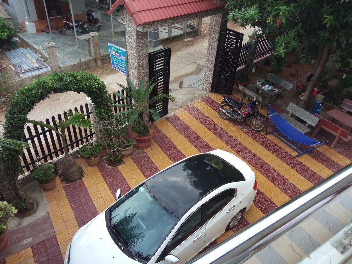 Hotel Khach San Mong An Vĩnh Hy Exterior foto